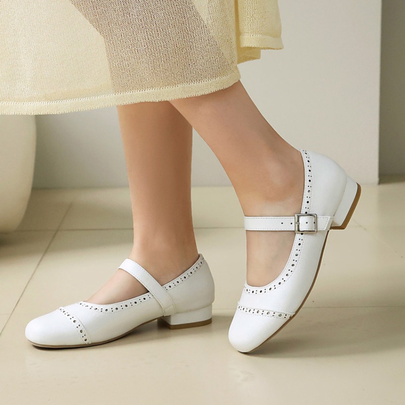 Street Fashion Styles - Sepatu Wanita Musim Semi/Panas 2026 Warna
