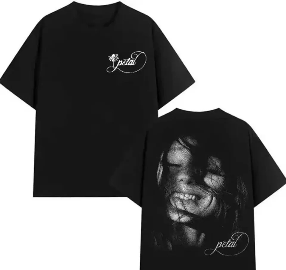Street Fashion Photo - Kaos Polos Bermotif Foto Retro Gadis