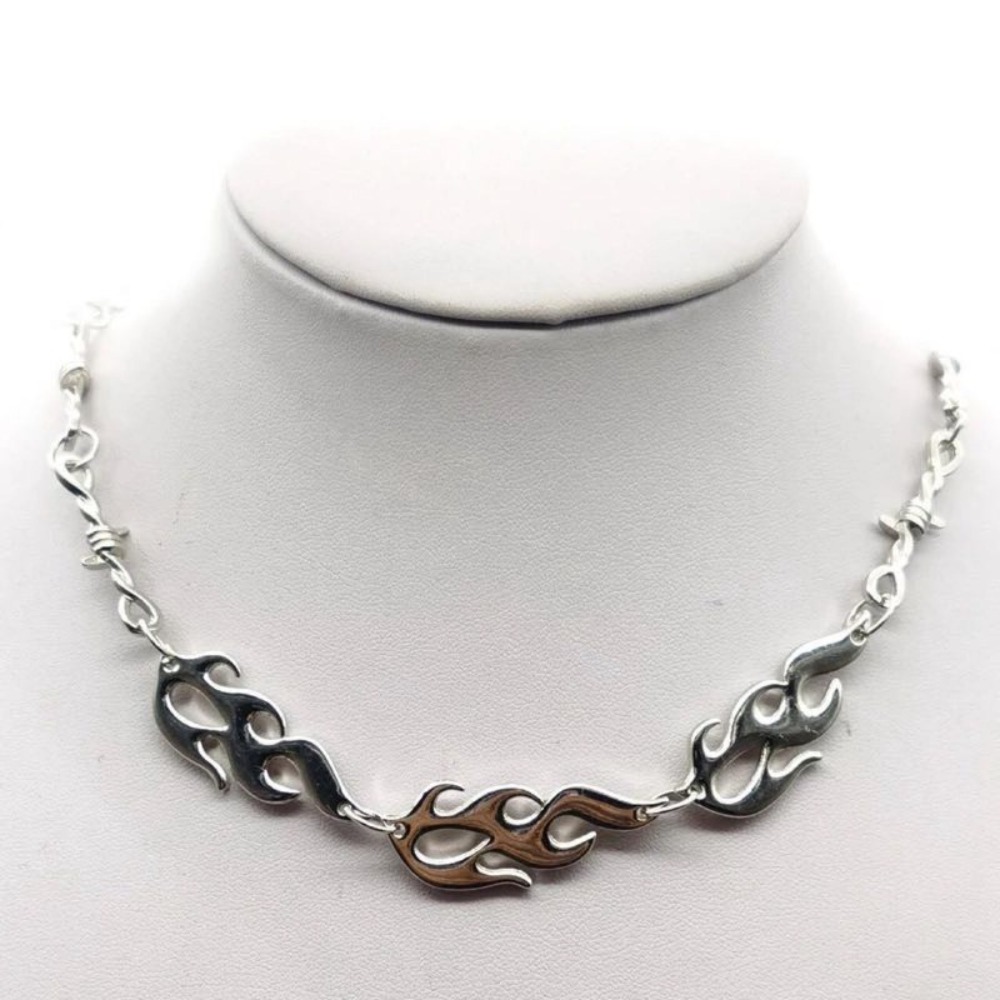 Kalung Api Duri Warna Perak Mo - Fashion Street Singapore ulasan dan harga
