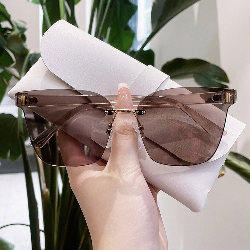 Kacamata Hitam Oval Bingkai Ke - Street Fashion Photo ulasan dan harga