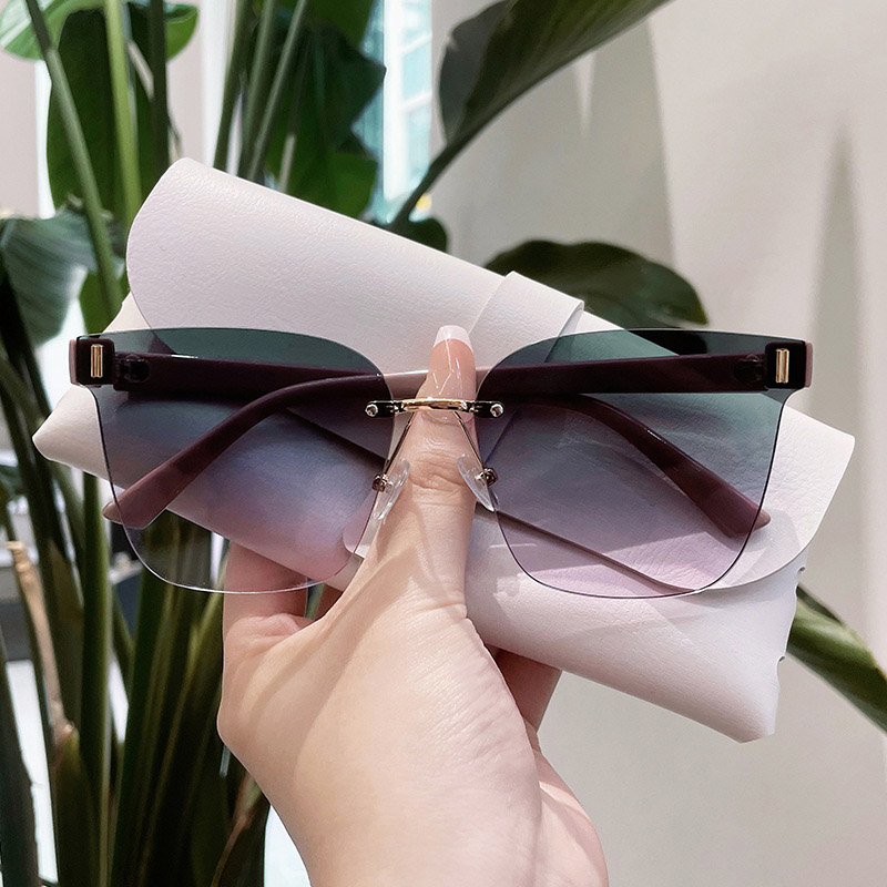 Kacamata Hitam Oval Bingkai Ke - Street Fashion Photo ulasan dan harga